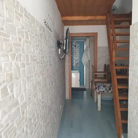 Apartment Sweet La Chicca